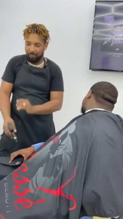 Getting That Extra Hookup At The Barber Shop
