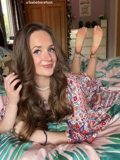 POV: We’re studying on my bed but my feet keep distracting you…