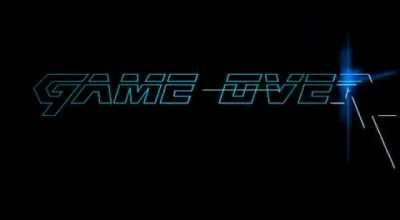 Red Birb kills snake