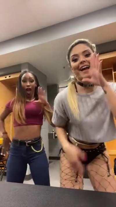 Taynara conti and red velvet