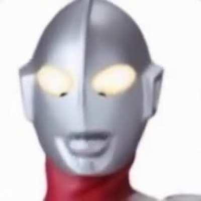 Man singing Ultraman no Uta