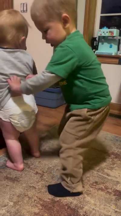 Why did he actually check 😭