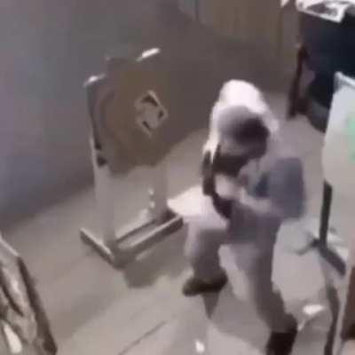 This looks so dangerous and dumb.