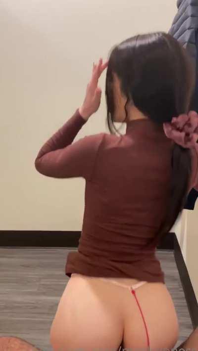 M4ck3nzi3 J0n3s New content - F0ld3r B3l0w