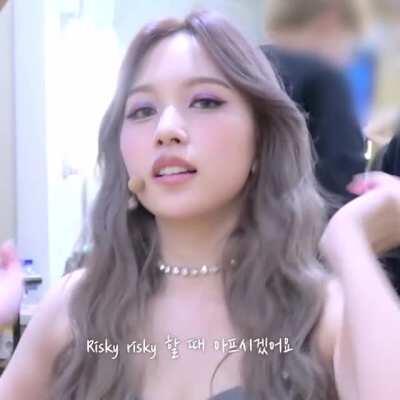 201210 - One of Mina's best looks