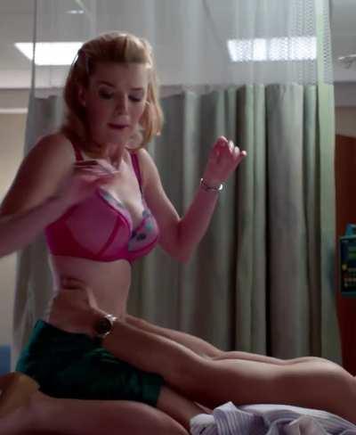 Betty Gilpin