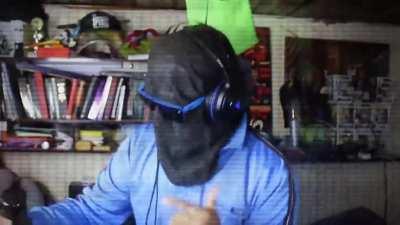 Recuardan a dylantero cuando cantaba? O cuando nos mandaba un besitio?