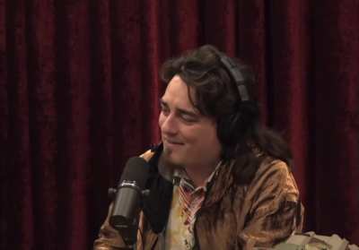 Palmer Luckey CRAZY russian propaganda story