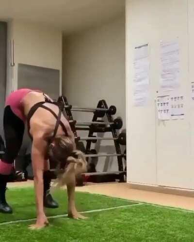 Смотрим как работают задействованные группы мышц