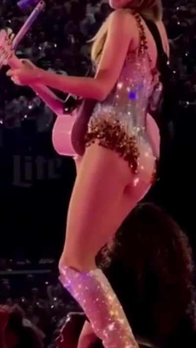 Fap for Taylor at Work - size configured for mobile phone