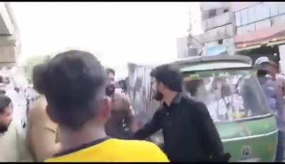 Drunk police officer in Pakistan riding a bike without a license plate confronted by journalist. This is wild