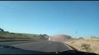 Two geniuses think fighting on the road is a great idea