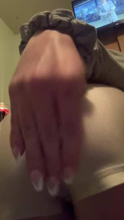 A bunch of wet farts 💨 that I need to blow in your face