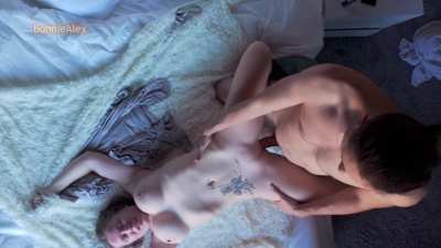 Amateur couple's morning routine: passion, intimacy, and steamy sex. Join the adventure!