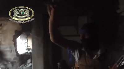 FSA fighter narrowly avoids a lethal burst of gunfire during fighting in Deir ez-Zor - 10/14/2013