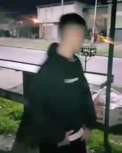WCGW while I walk flexin on the street