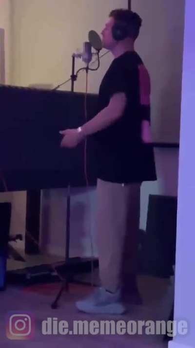 kevin in da booth es wird sick