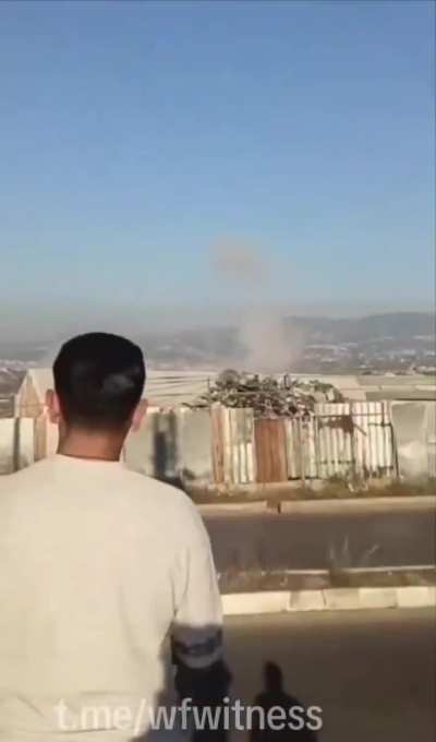 Consecutive attacks today by the Israeli terrorist regime's warplanes on southern Lebanon