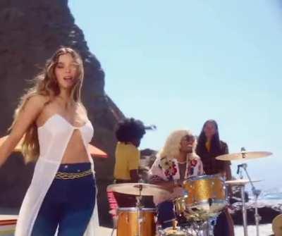 “Coast” music video (November 2022)