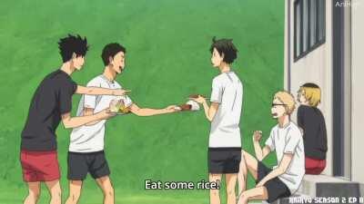 Kenma shaking his head is the cutest thing I've seen