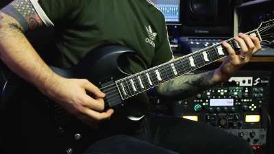 Let's close the week with a bunch of killer groovy riffs I wrote in the past days