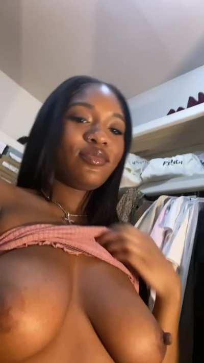 Are you a fan of ebony tits ?