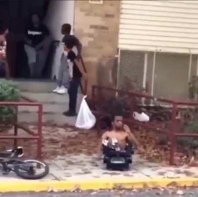 when bruce leave our son outside like the deadbeat bitch he is 😡