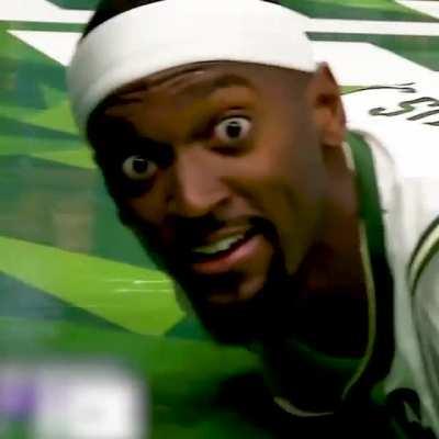 i couldn't help myself when i saw bobby do this