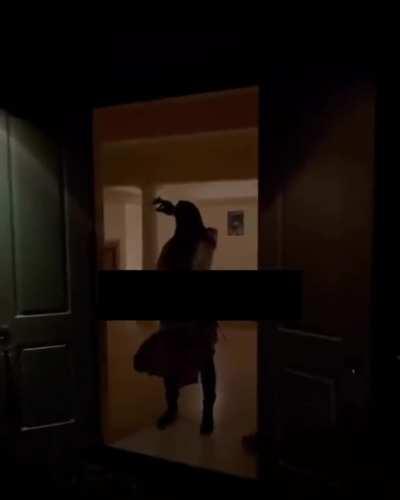 Carti listening to Destroy Lonely 🕺