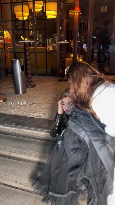 Kangana Sharma Fell off