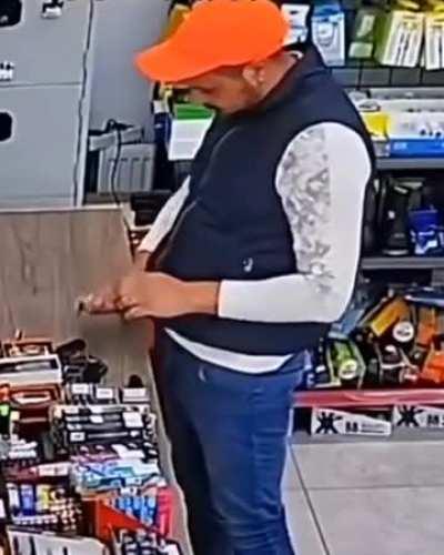 To test out spring loaded knives in a shop