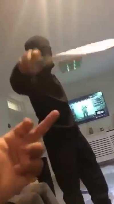 Abzino/Abz/Abdullah #LG8 (or somesay he’s a LG8 reject) dissing HRB with a ramz