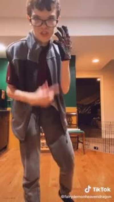 This kid’s account is a goldmine for cringe.