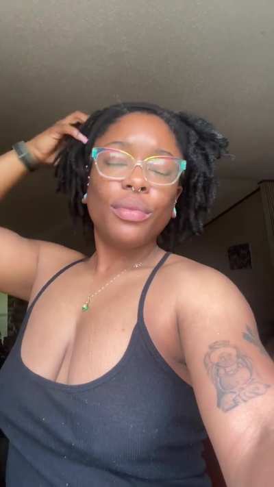 Bed head adjustments 🙂‍↕️