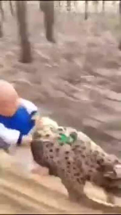 Bisexuelle Rell charging towards Noxus