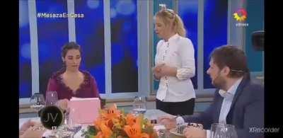 Le dieron polenta a Santoro en el programa de Mirtha Legrand