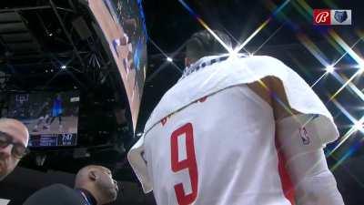 [Highlight] Memphis gives a standing ovation to a sentimental Dillon Brooks