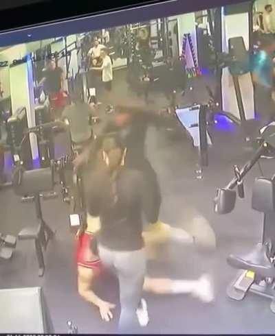 $SPY Bulls and bears fighting over $395