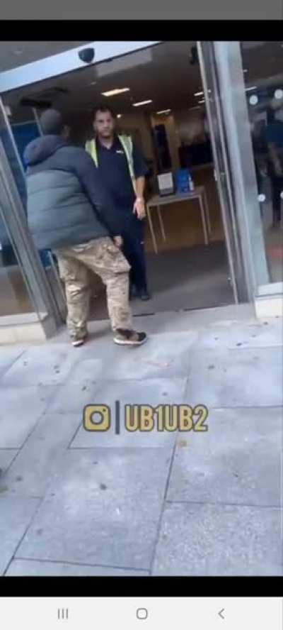 Future ruler of the United Kingdom robs a bank with an emoji pistol 🔫 (no further info)