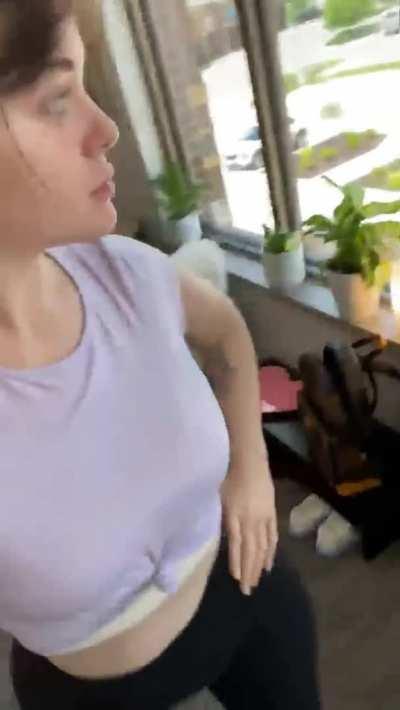 /u/TheEmilyLynne is the real deal. And a mod now. That happened.