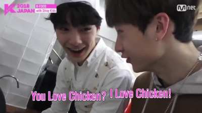 Innie and chaniee's lovee for chicken ✨✨🍗🐥 ( poor BbokAri 😭).