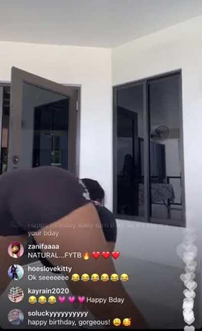 keisha (@lightskinkeisha)