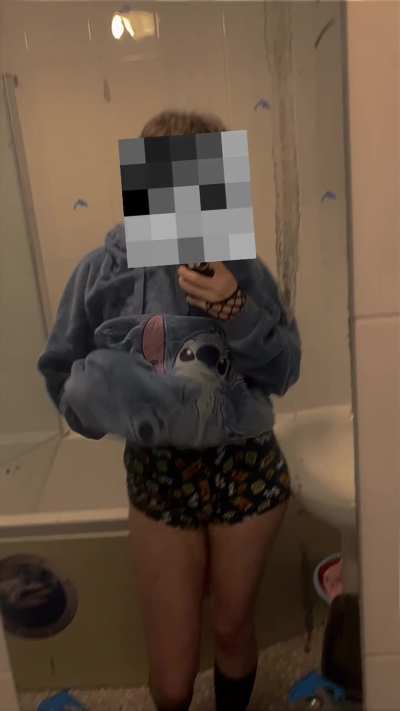 Watch out I might flash you in public