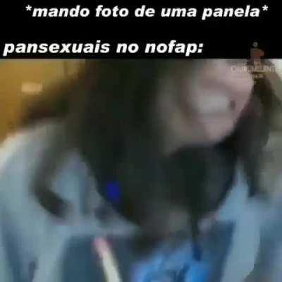 Mais meme de pansexual kakakaka