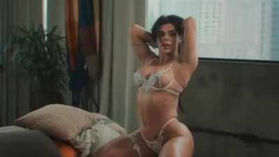 Are you ready for Suzy? (Suzy Cortez)