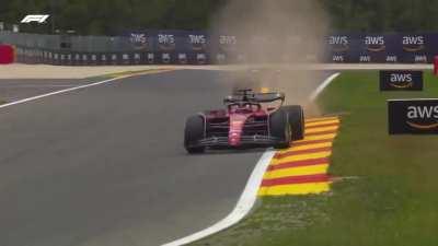 Leclerc deliberately farts in front of perez