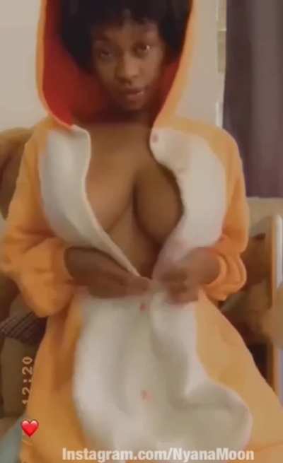 Good morning 😌who’s awake ?