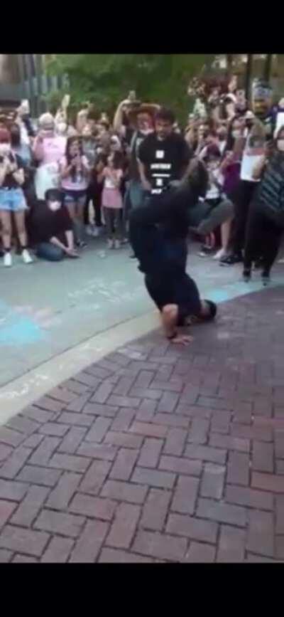 Full Cops vs Protestors Breakdance Battle (Elgin IL)