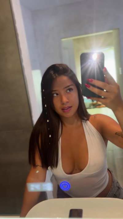 Breakfast is served just missing the cream