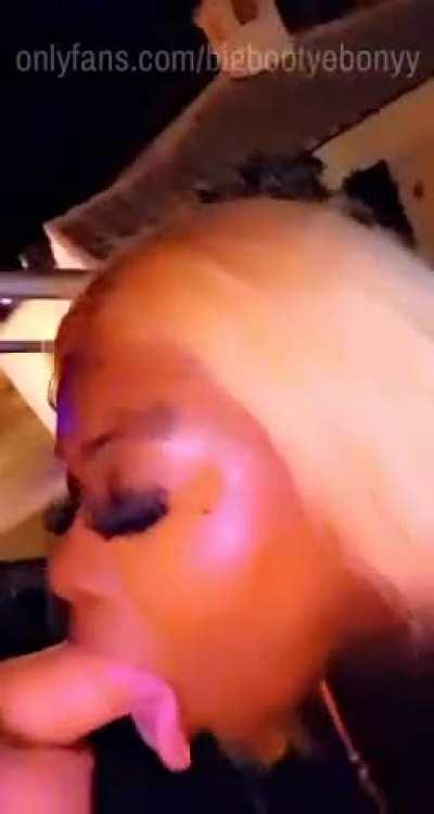 Can I top you outside ? 👅😘